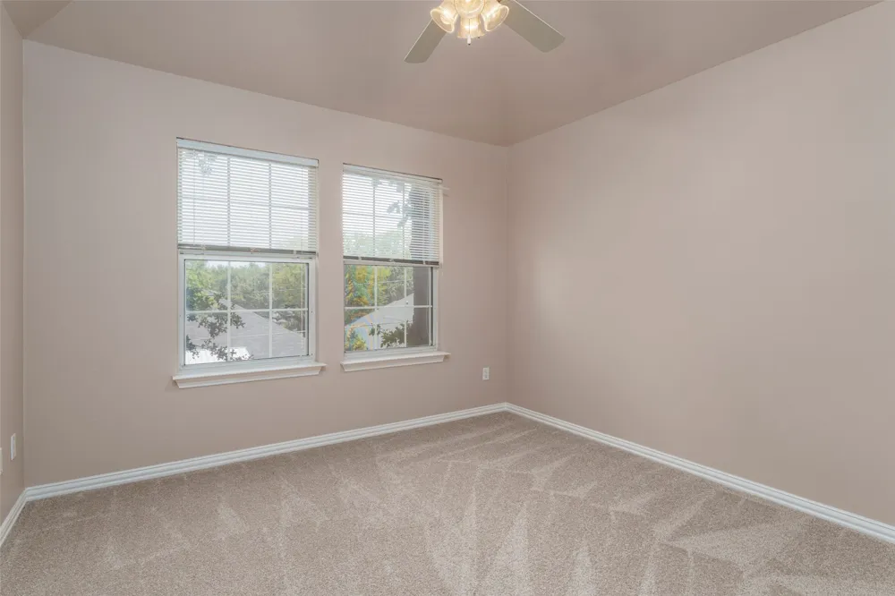 6101 Copperfield Drive Arlington, TX 76001