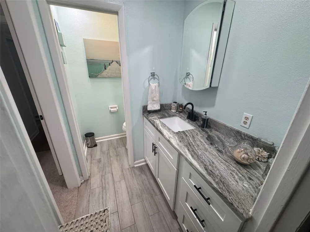 2406 Bayou Drive League City, TX 77573