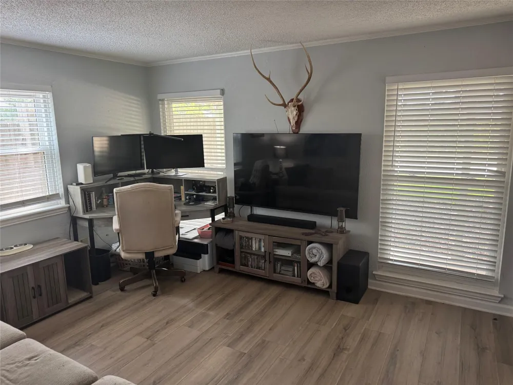 2406 Bayou Drive League City, TX 77573