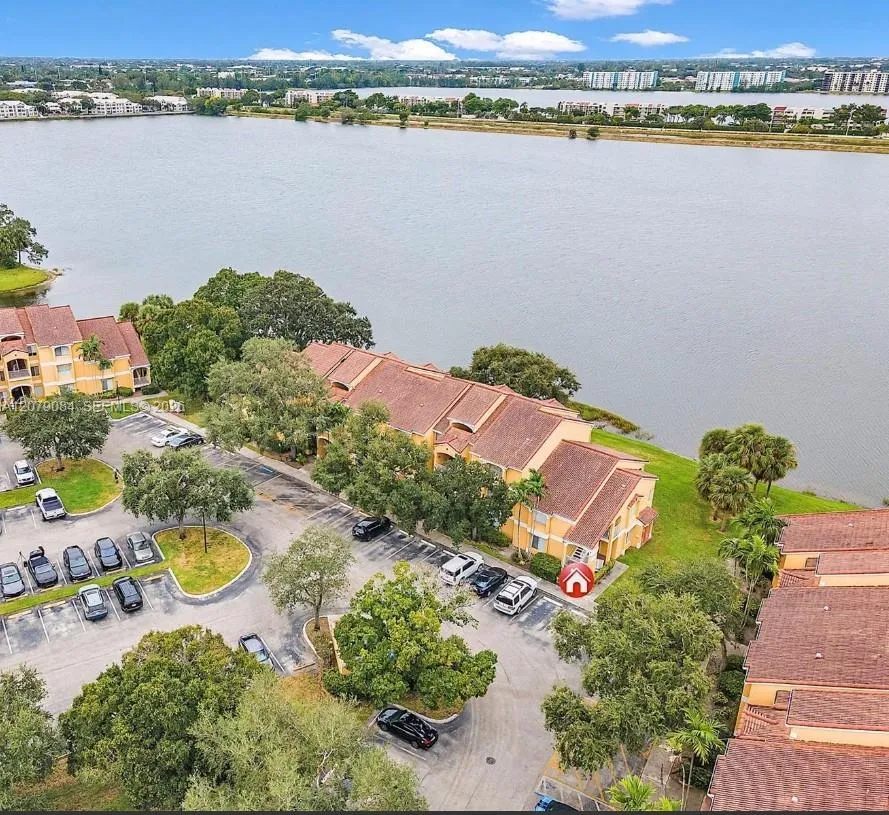 2405 NW 33rd St #1211 Oakland Park, FL 33309