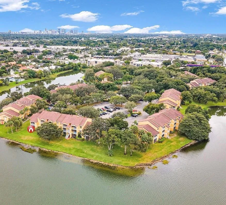 2405 NW 33rd St #1211 Oakland Park, FL 33309