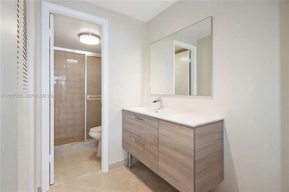 16740 NE 9th Ave #604 North Miami Beach, FL 33162