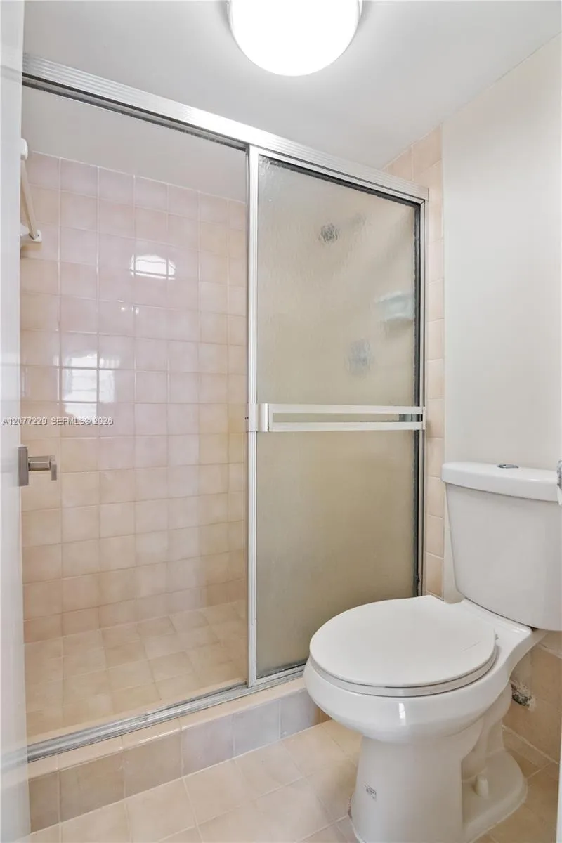 16740 NE 9th Ave #604 North Miami Beach, FL 33162
