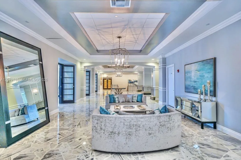 2501 S Ocean Dr #L10 Hollywood, FL 33019