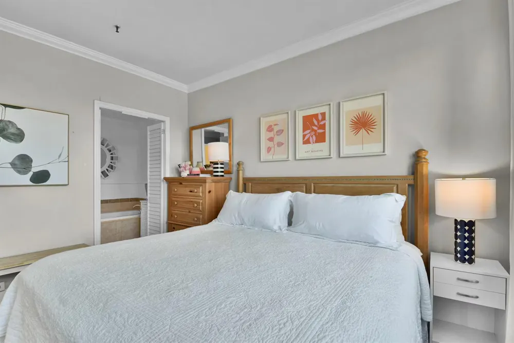 235 SUNRISE AVENUE #3260 Palm Beach, FL 33480