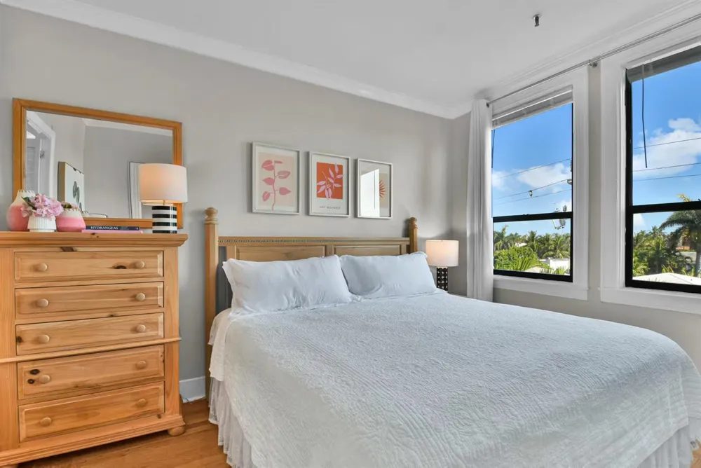 235 SUNRISE AVENUE #3260 Palm Beach, FL 33480