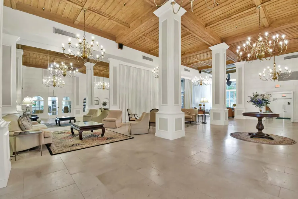 235 SUNRISE AVENUE #3260 Palm Beach, FL 33480