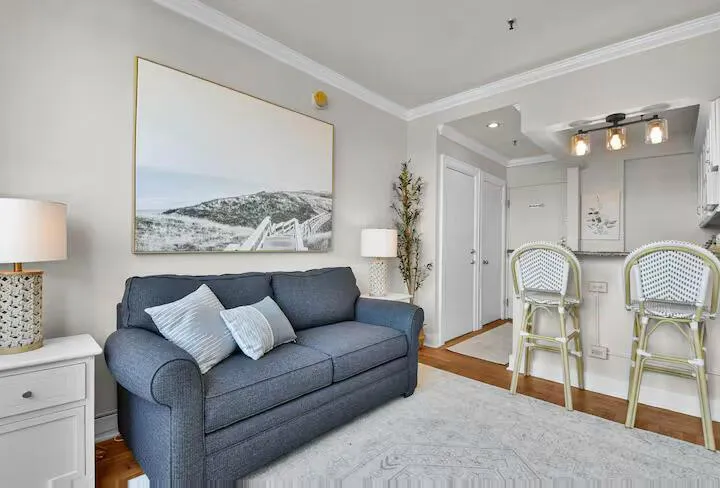 235 SUNRISE AVENUE #3260 Palm Beach, FL 33480
