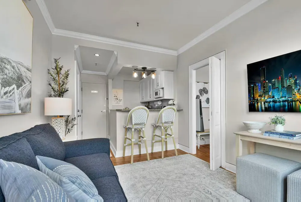 235 SUNRISE AVENUE #3260 Palm Beach, FL 33480
