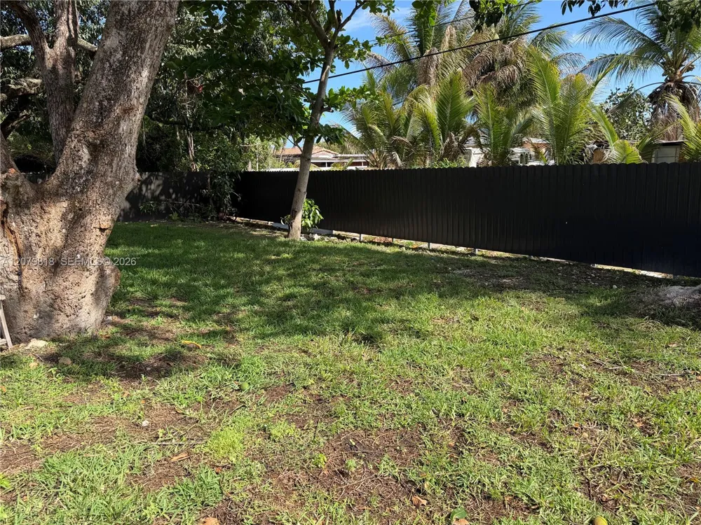 270 NW 147th St #270 Miami, FL 33168