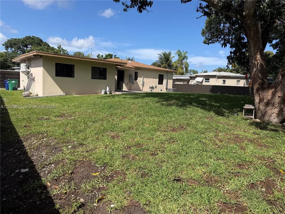 270 NW 147th St #270 Miami, FL 33168