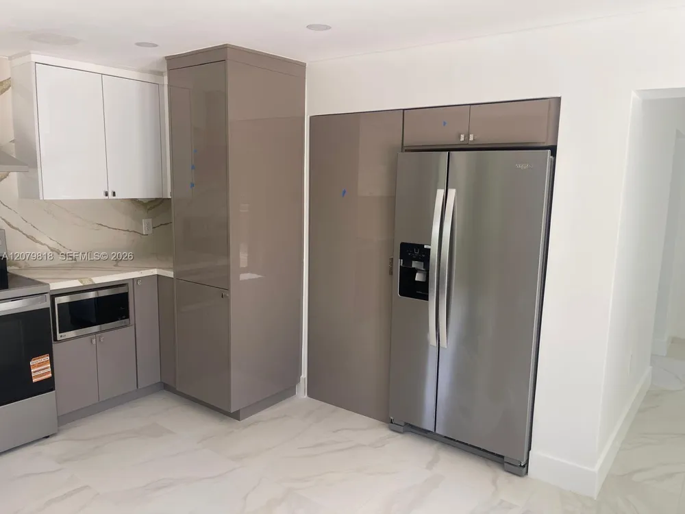 270 NW 147th St #270 Miami, FL 33168