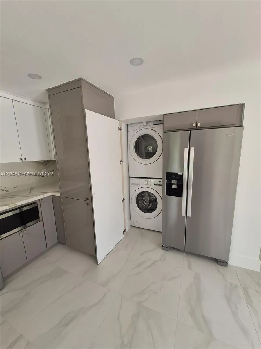 270 NW 147th St #270 Miami, FL 33168