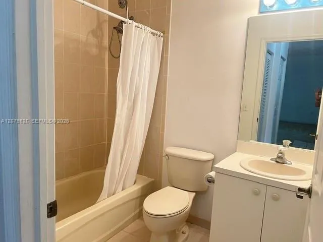 2728 NE 3rd Ct #105 Homestead, FL 33033