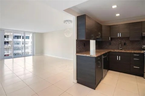 16710 NE 9th Ave #605