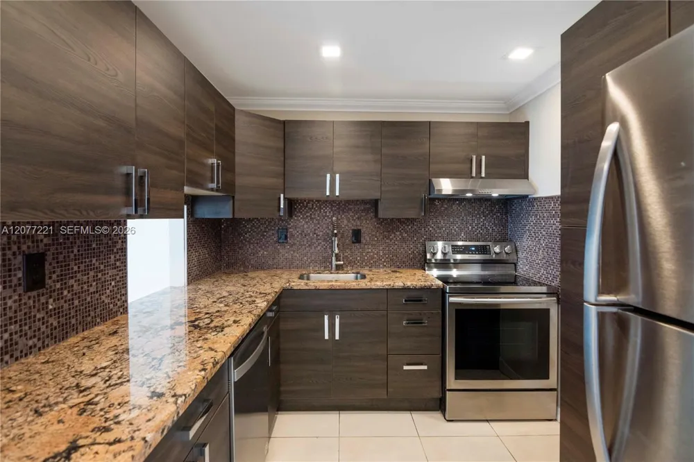 16710 NE 9th Ave #605 North Miami Beach, FL 33162