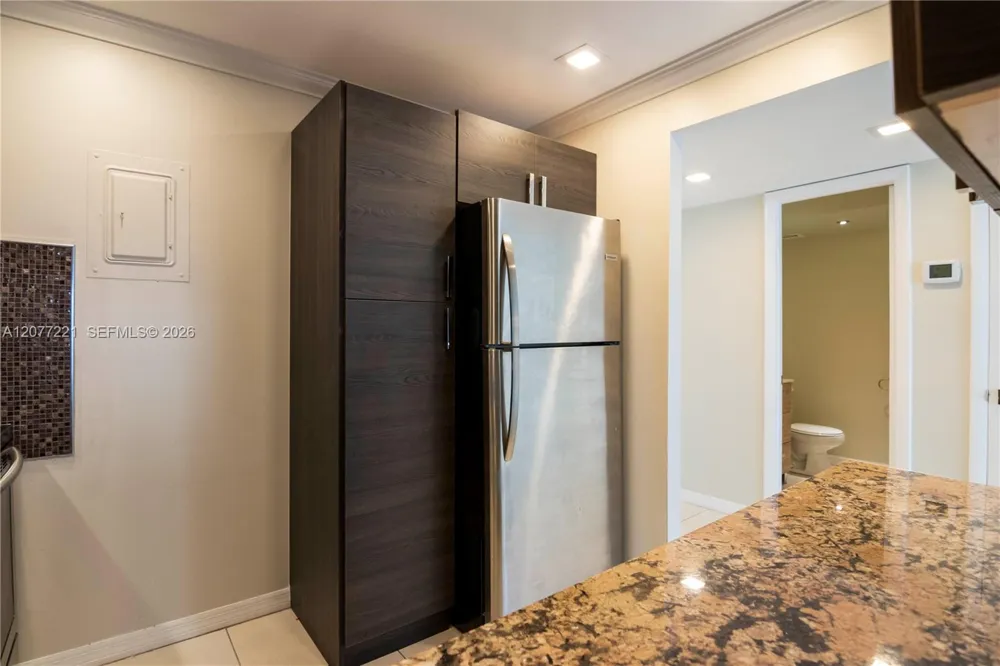 16710 NE 9th Ave #605 North Miami Beach, FL 33162