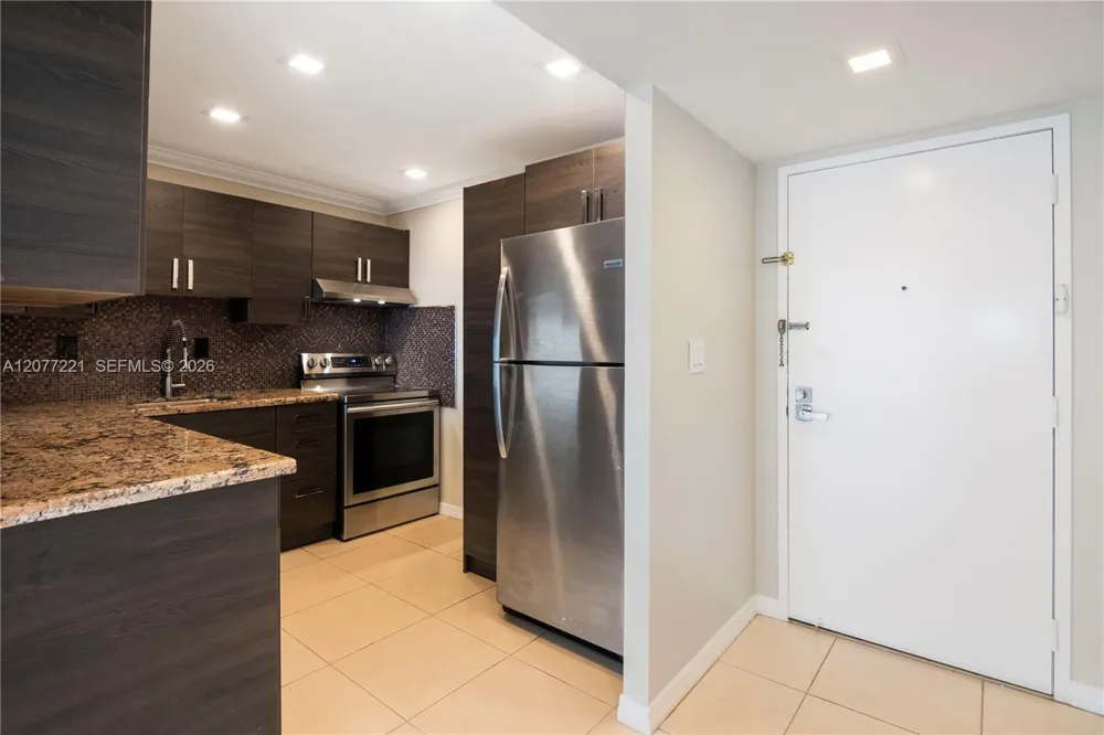 16710 NE 9th Ave #605 North Miami Beach, FL 33162