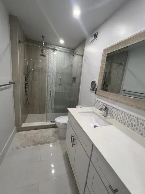 7542 COURTYARD Run E Boca Raton, FL 33433