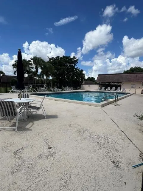 7542 COURTYARD Run E Boca Raton, FL 33433