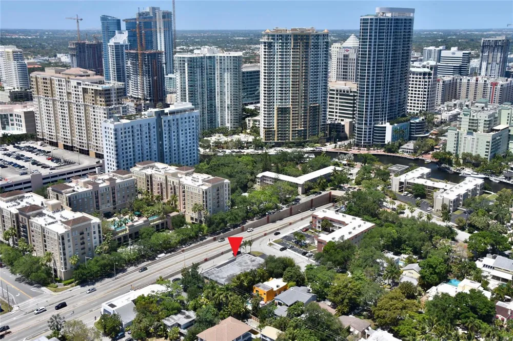 530 S FEDERAL Highway #14 Fort Lauderdale, FL 33301
