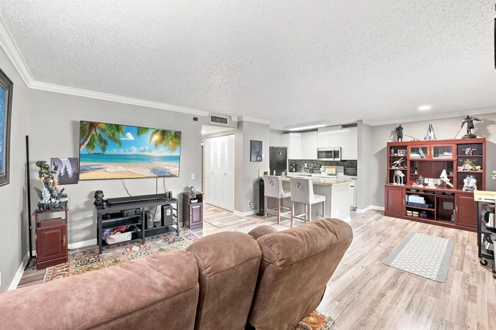 711 FOREST CLUB DRIVE #119 Wellington, FL 33414