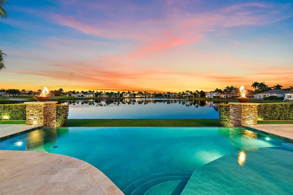 636 Hermitage Circle Palm Beach Gardens, FL 33410
