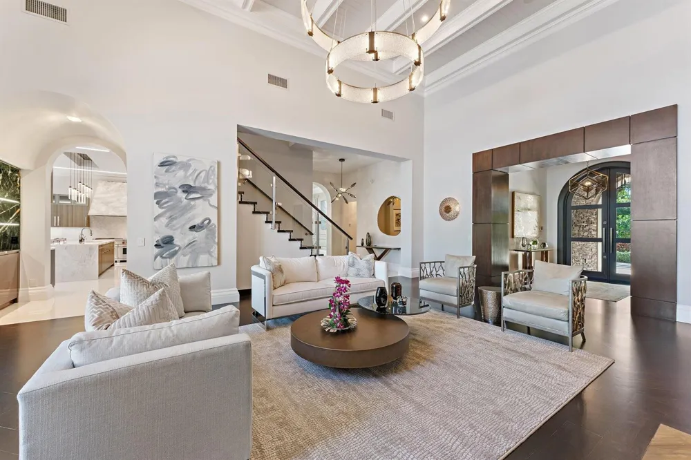 636 Hermitage Circle Palm Beach Gardens, FL 33410