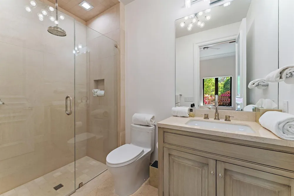 636 Hermitage Circle Palm Beach Gardens, FL 33410