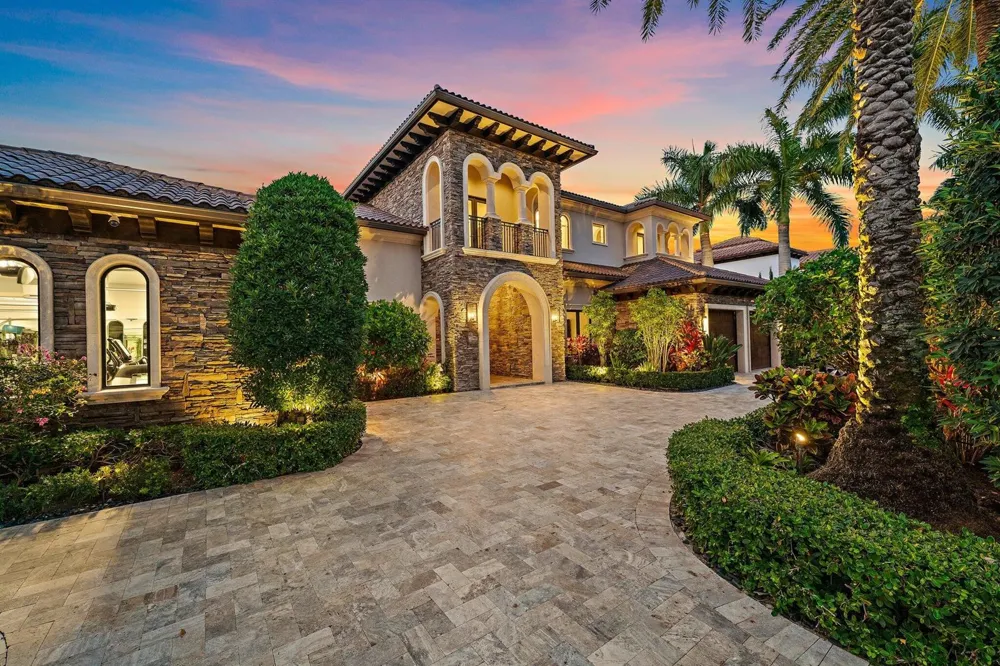 636 Hermitage Circle Palm Beach Gardens, FL 33410