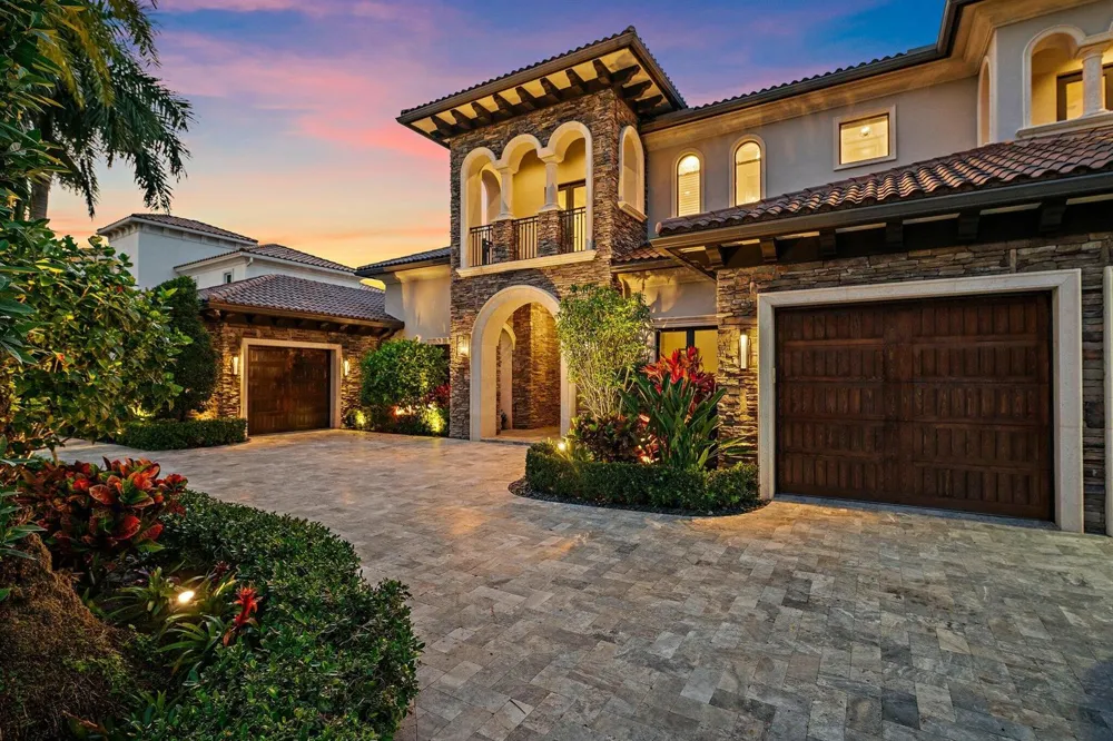 636 Hermitage Circle Palm Beach Gardens, FL 33410