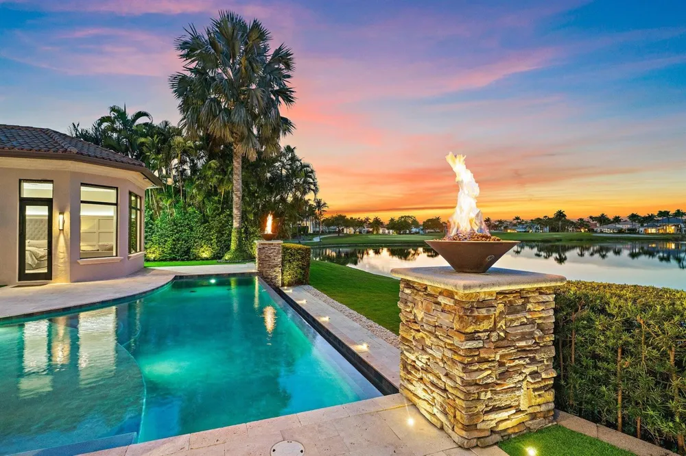 636 Hermitage Circle Palm Beach Gardens, FL 33410