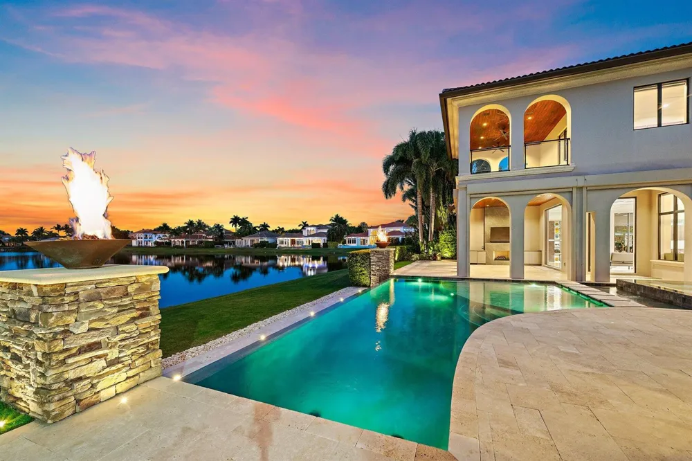 636 Hermitage Circle Palm Beach Gardens, FL 33410