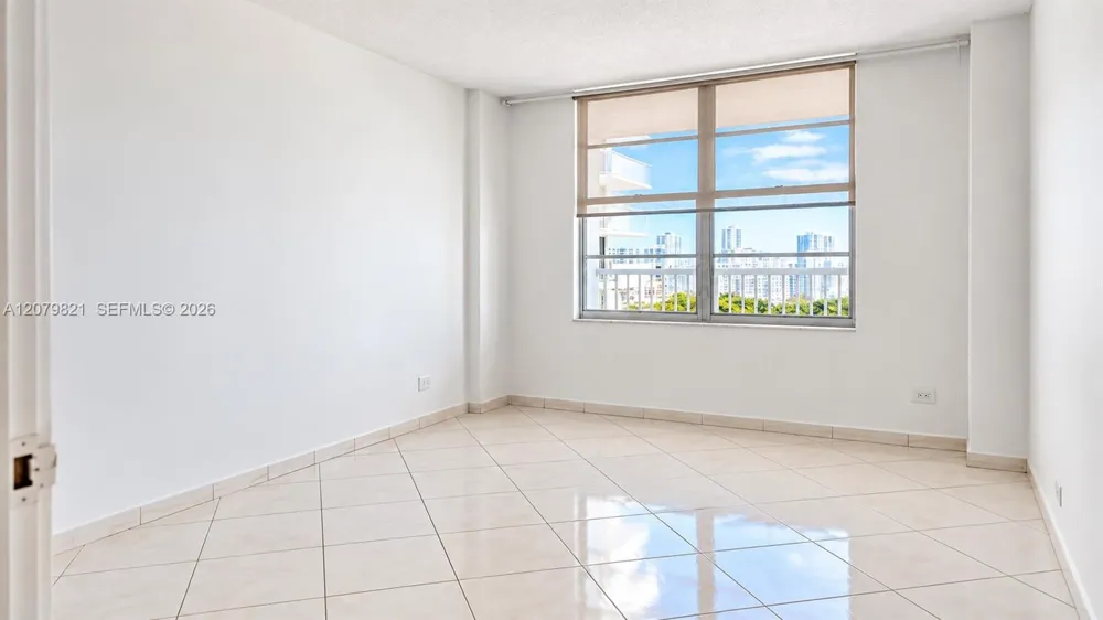 231 174th St #1215 Sunny Isles Beach, FL 33160