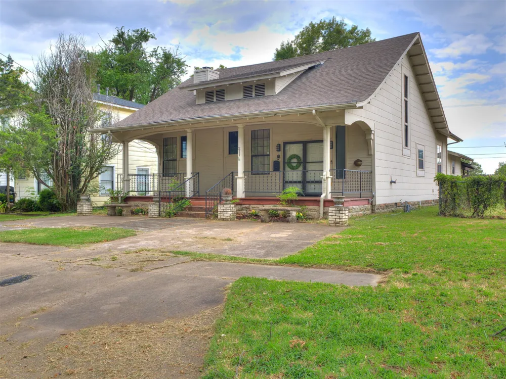 211 State Street Wagoner, OK 74467
