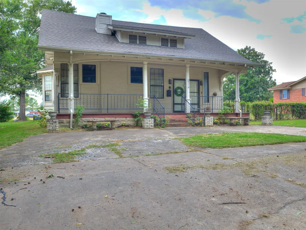 211 State Street Wagoner, OK 74467