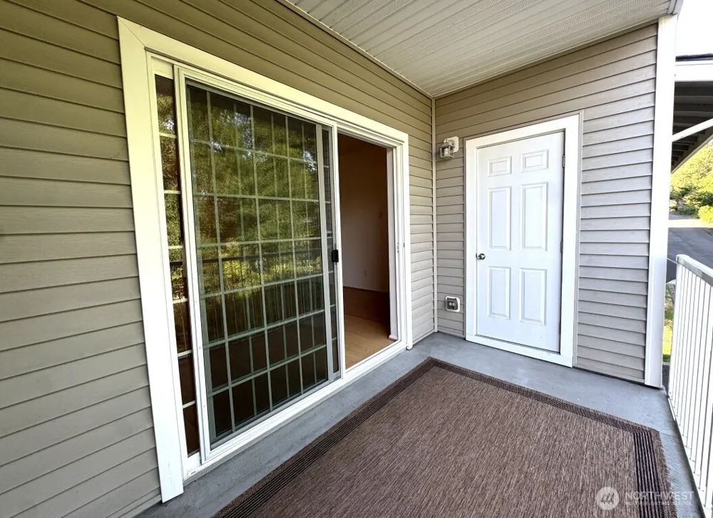 7020 Holly Park Drive S #W2 Seattle, WA 98118