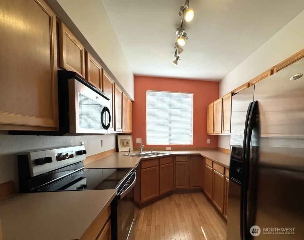 7020 Holly Park Drive S #W2 Seattle, WA 98118