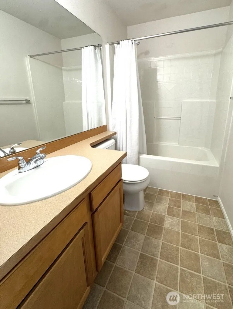 7020 Holly Park Drive S #W2 Seattle, WA 98118