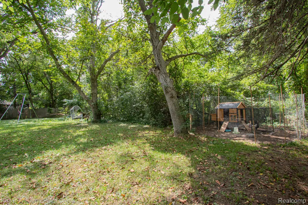 2334 S Term Street Burton City, MI 48519