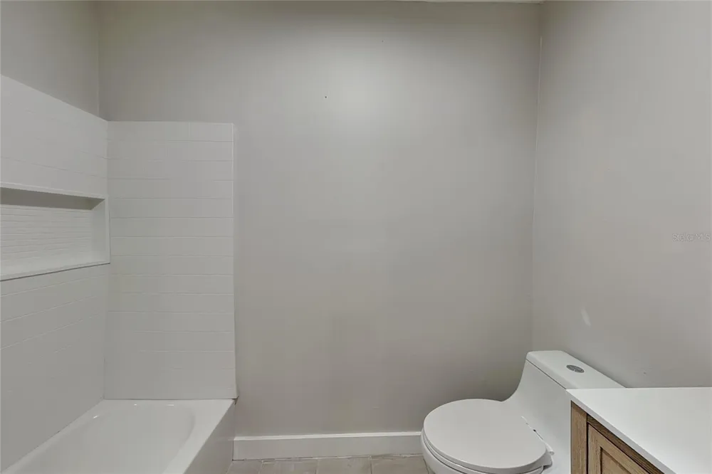 3801 1/2 W PALMIRA AVENUE Tampa, FL 33629