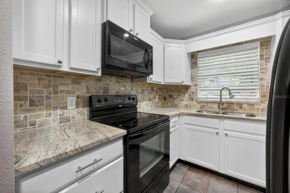 2207 KARL STREET #B Leesburg, FL 34748