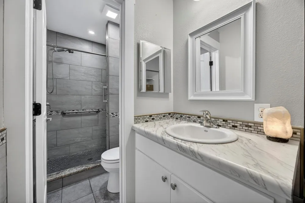 2207 KARL STREET #B Leesburg, FL 34748