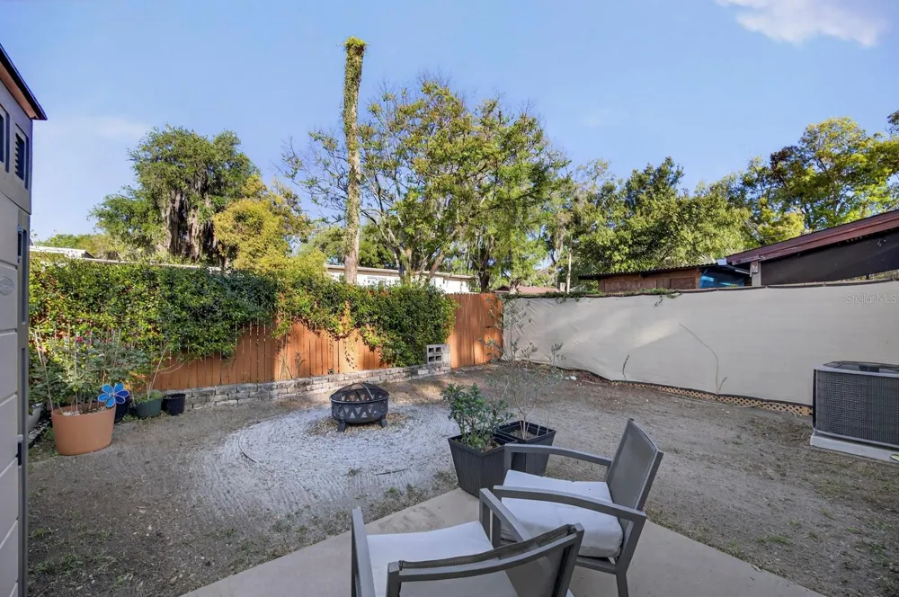 2207 KARL STREET #B Leesburg, FL 34748
