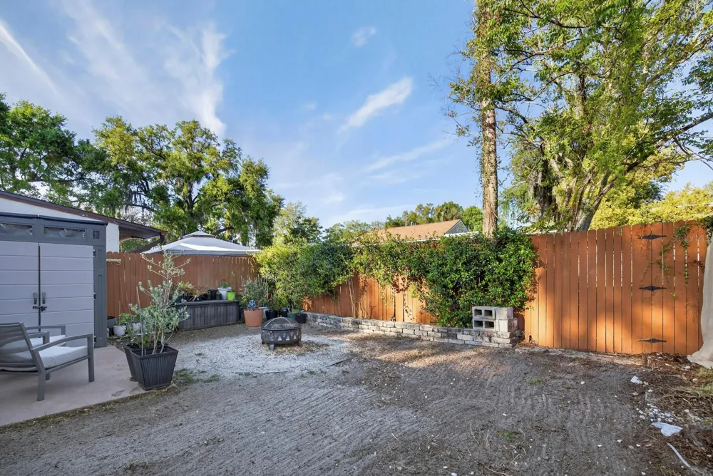 2207 KARL STREET #B Leesburg, FL 34748