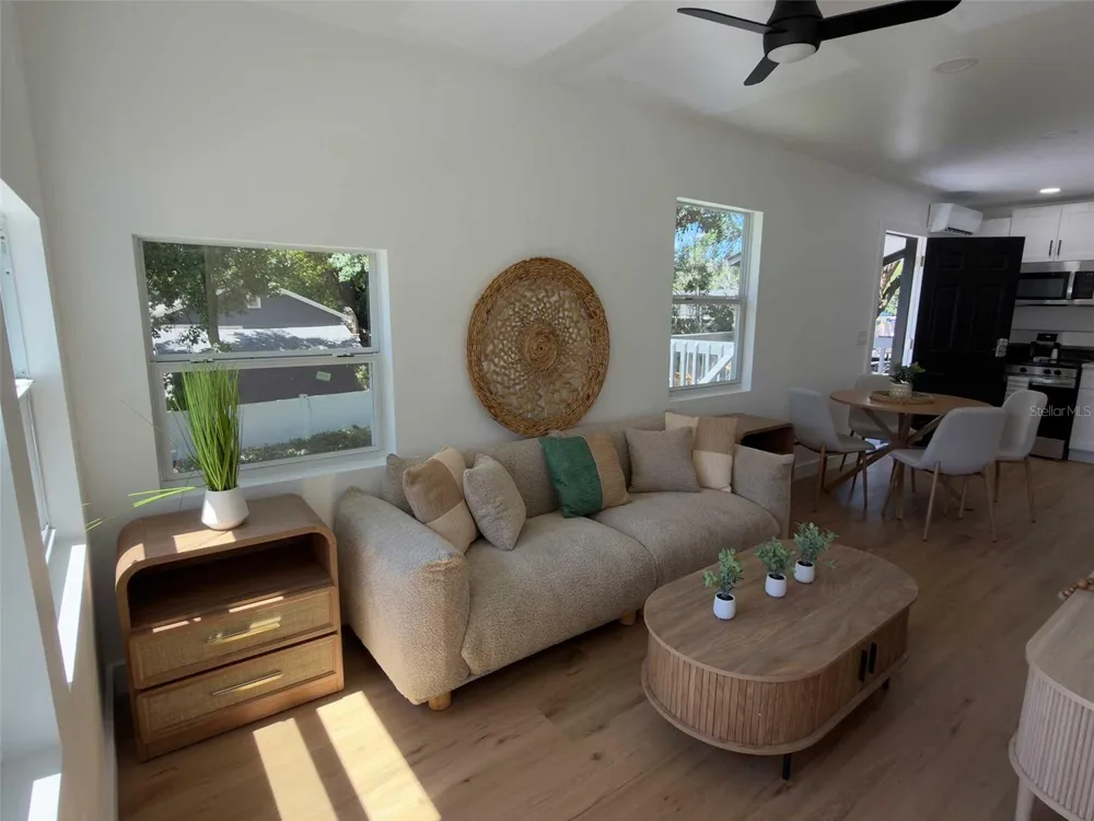 612 N HAMPTON AVENUE Orlando, FL 32803