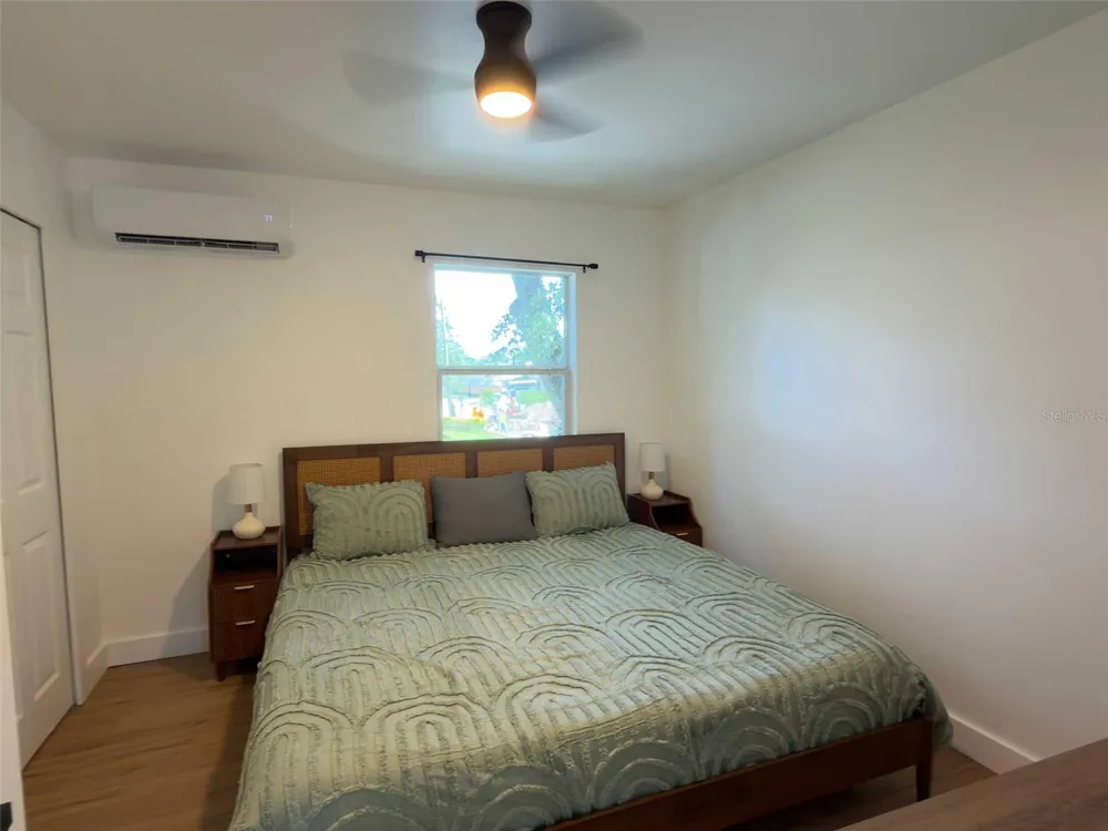 612 N HAMPTON AVENUE Orlando, FL 32803