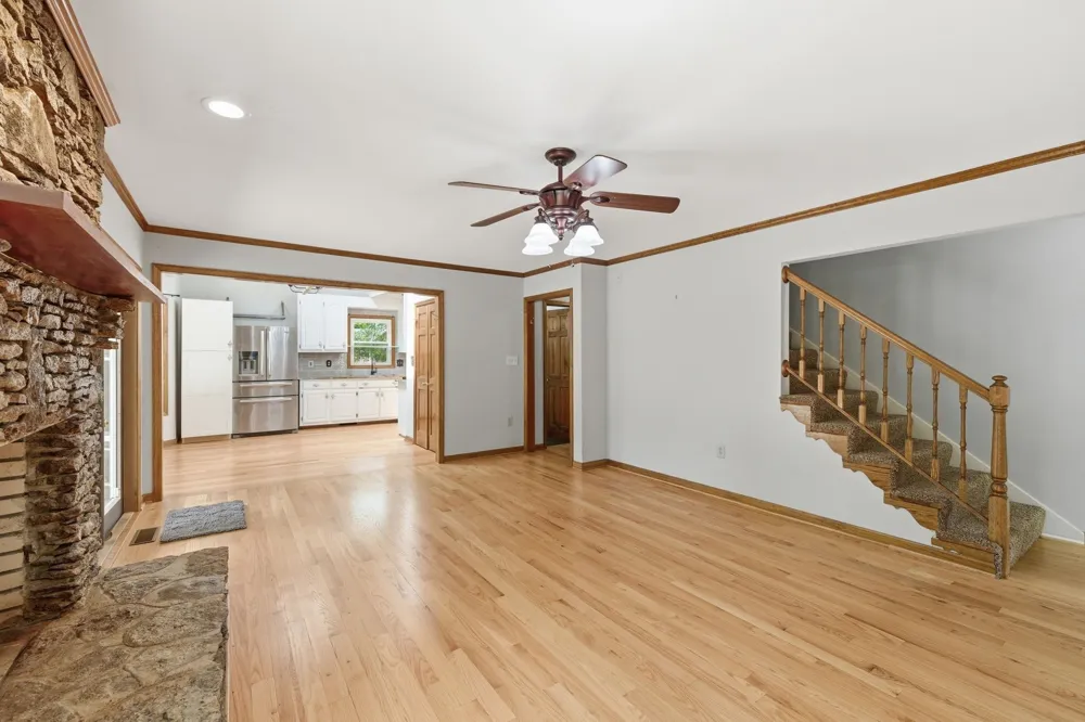2105 Alpine Dr Columbia, TN 38401