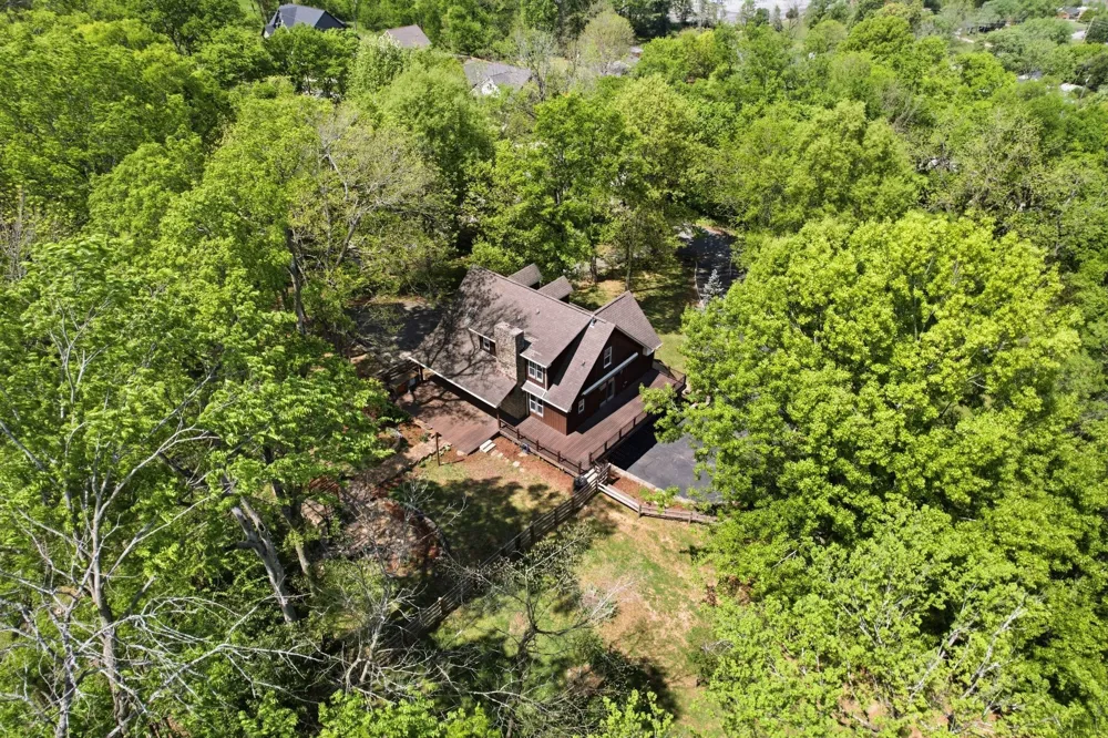 2105 Alpine Dr Columbia, TN 38401