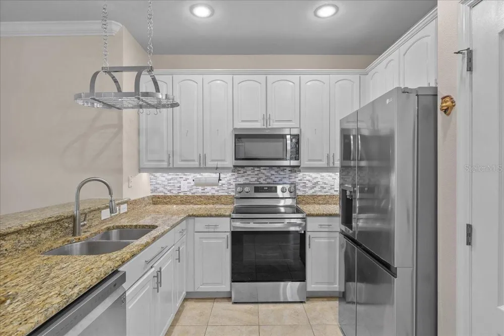 25 RIVERVIEW BEND #122 Palm Coast, FL 32137